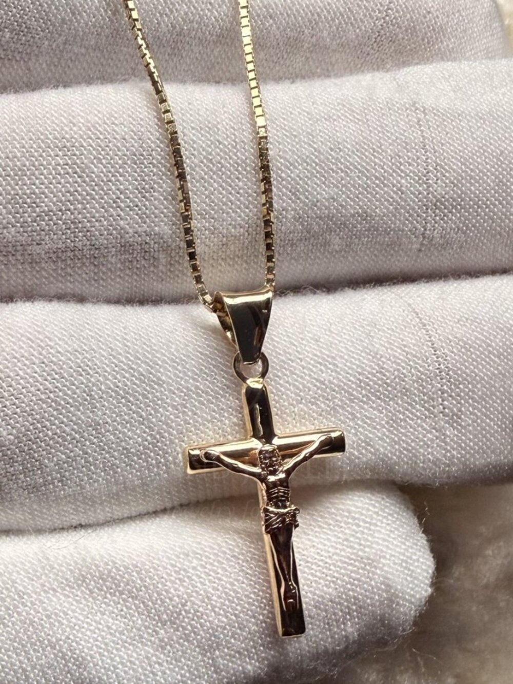 14K Two Tone Gold Crucufix Pendant With 0.8mm Box Chain - 22 inch